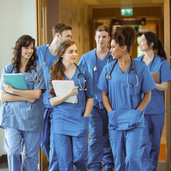 Estudiantes de ciencias de la salud